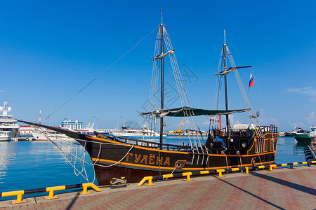 俄罗斯索契2016年月9日在索契港的Gullena号船上背景图片