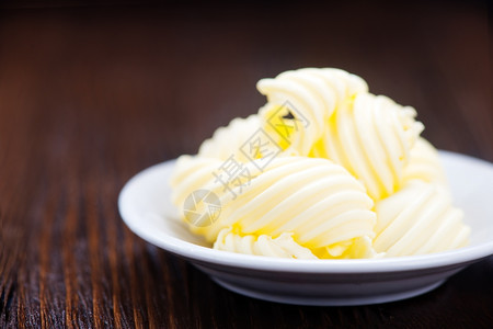 贝壳形状的黄油图片