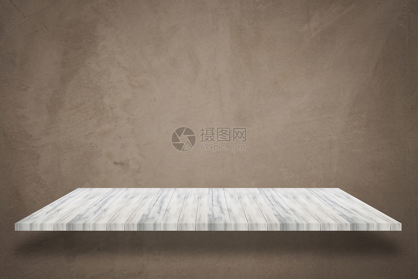 含混凝土壁背景的空白顶木板架用于产品显示图片