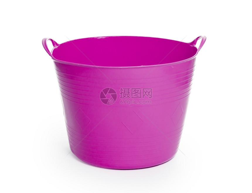 粉色塑料篮子以白色隔绝图片