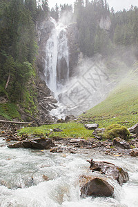 森林瀑布瑞士洪水泛滥高清图片