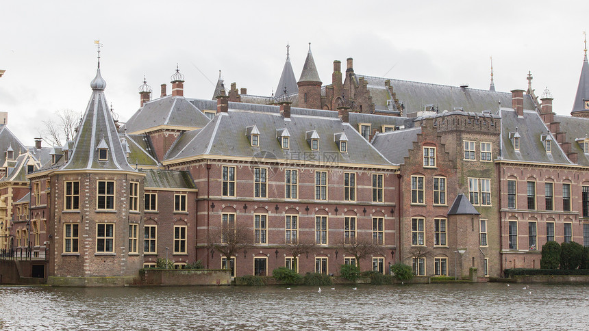 荷兰议会大楼Hofvijfer一带海牙宾尼霍夫宫DenHaag图片