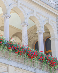 瑞士伯尔尼旧楼的拱门图片
