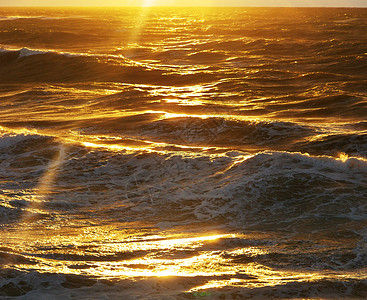 金色海浪自然构成图片