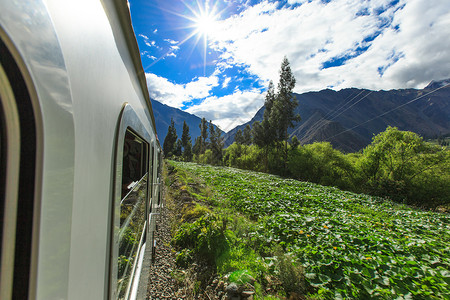 从库斯科到马丘皮的秘鲁铁路高清图片