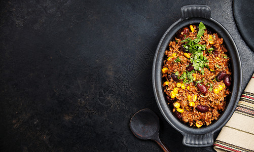 传统墨西哥食品辣椒墨西哥炖牛肉番茄和辣椒图片