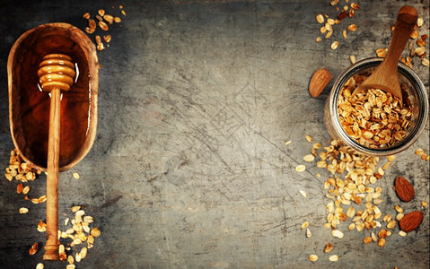 Granola和蜂蜜健康饮食概念复制空间背景顶层视野平坦图片