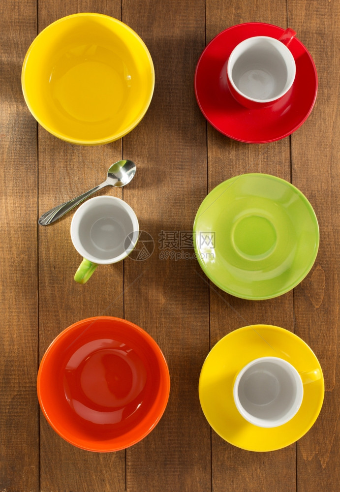 木制陶瓷碗图片