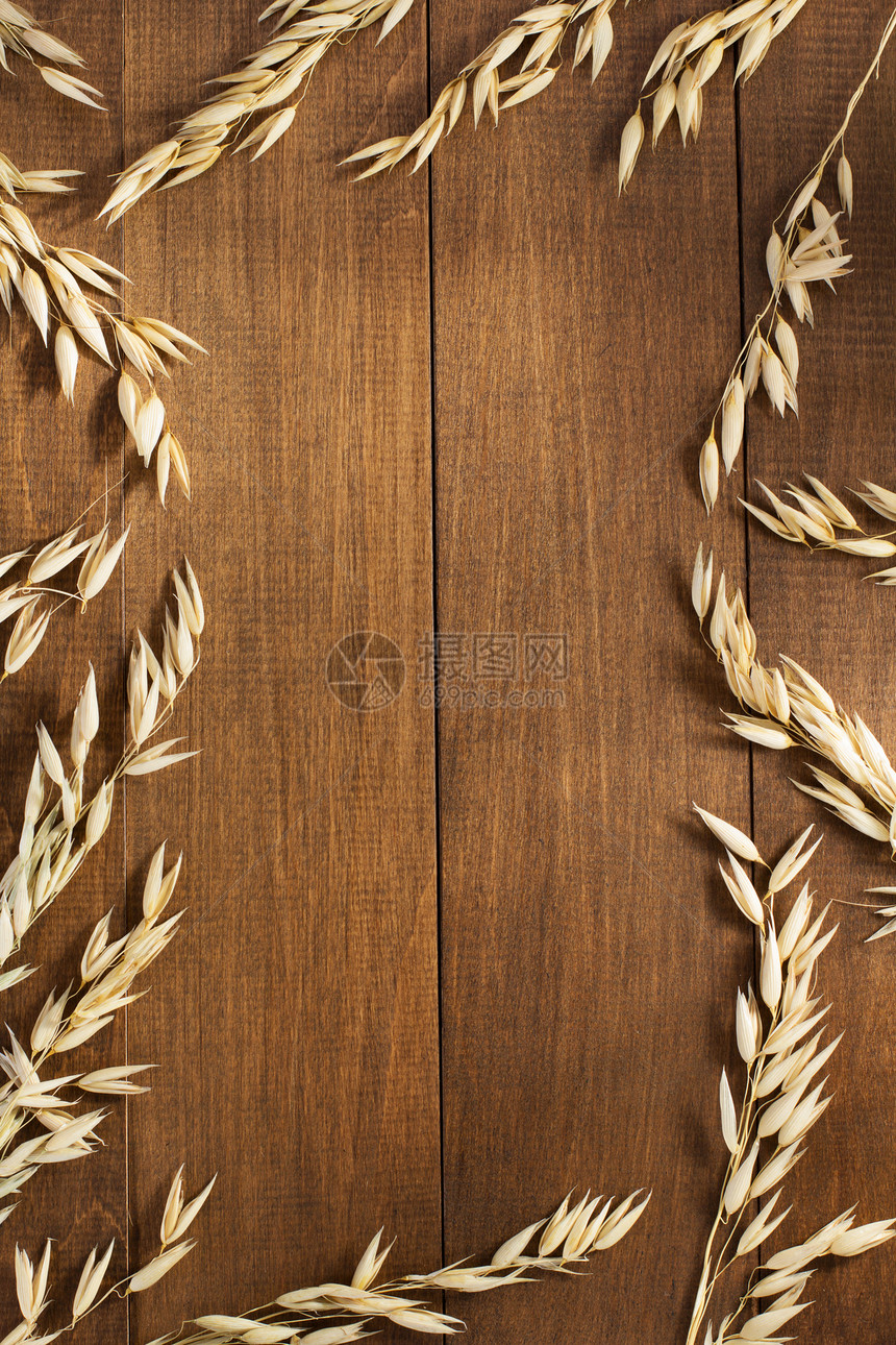 木头的燕麦耳朵木本底的燕麦耳朵木本底的燕麦耳朵图片