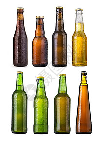 一套啤酒瓶白色背景上有水滴五张不同的照片合并在一起图片