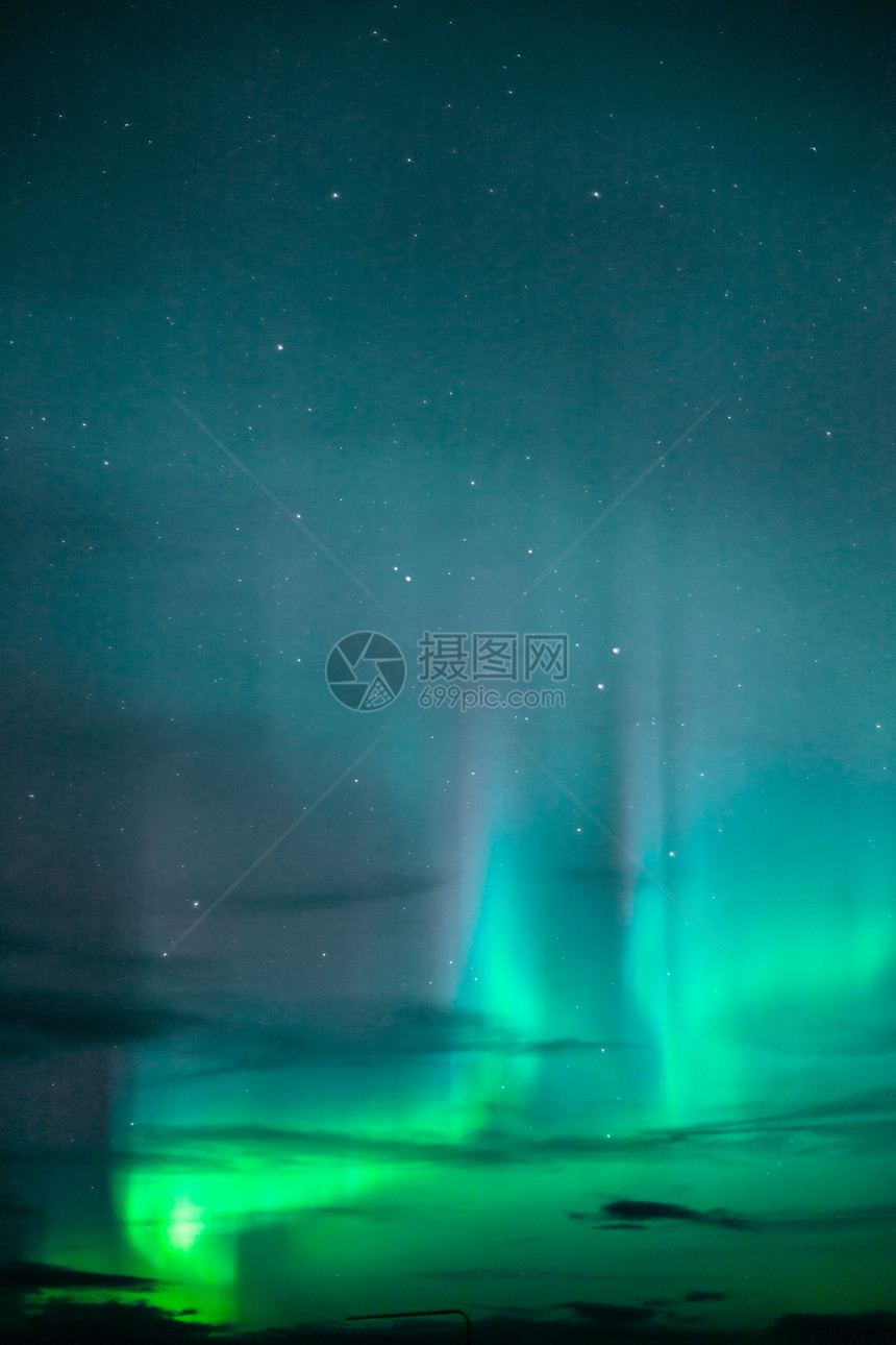 北极光出现在偏远的也叫北极光号图片