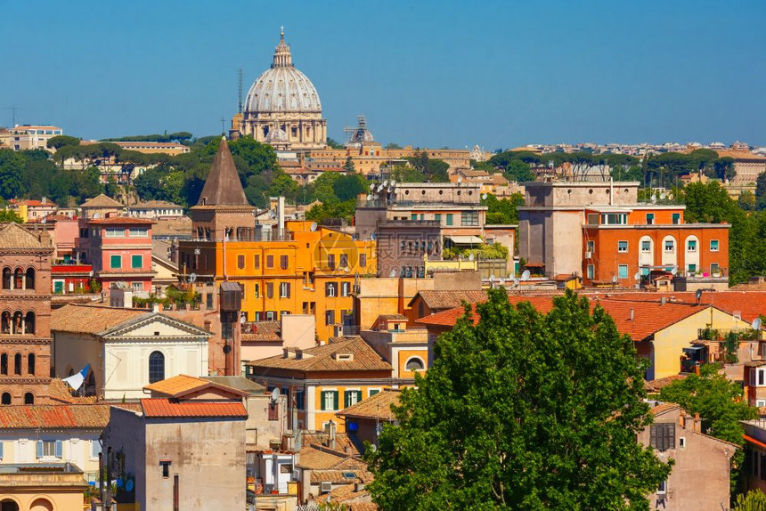 意大利罗马的空中景象罗马的空中美景和圣彼得大教堂的穹顶在意大利罗马的夏天图片