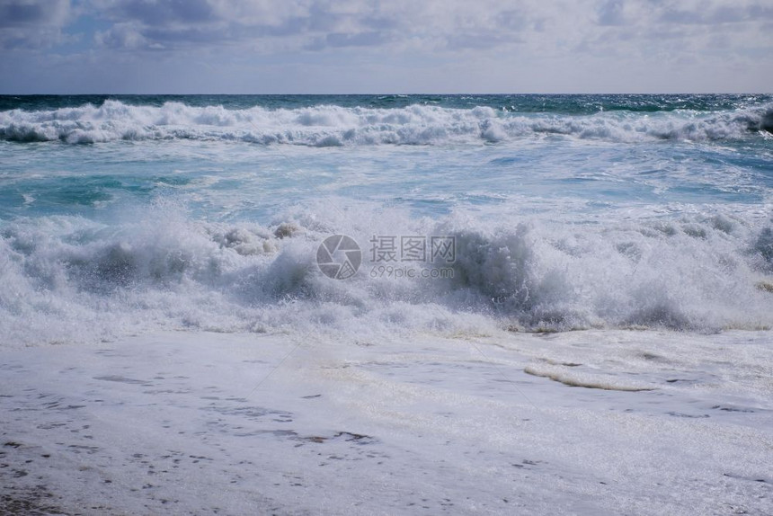 大西洋海浪图片