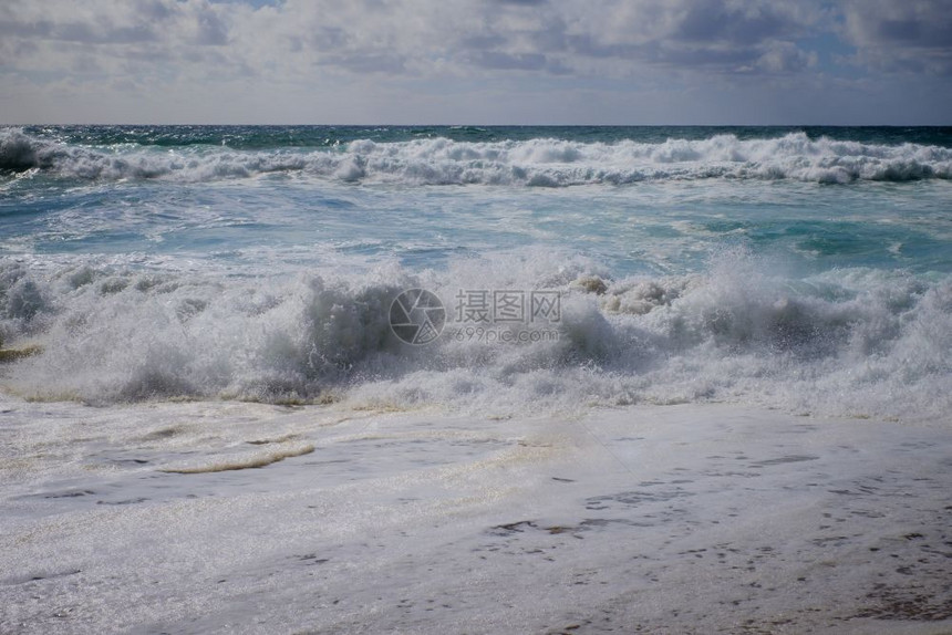 大西洋海浪图片