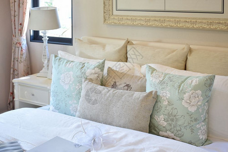 古典风格的卧室设计图片
