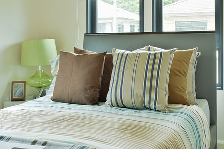 现代装饰风格的卧室图片