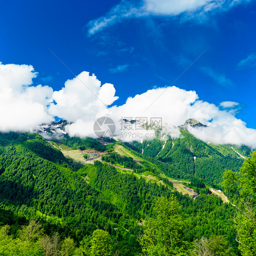 高加索山脉地景观图片