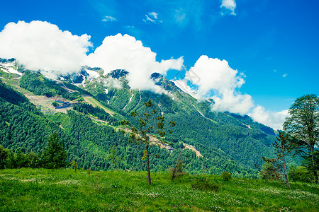 高加索山脉地景观图片