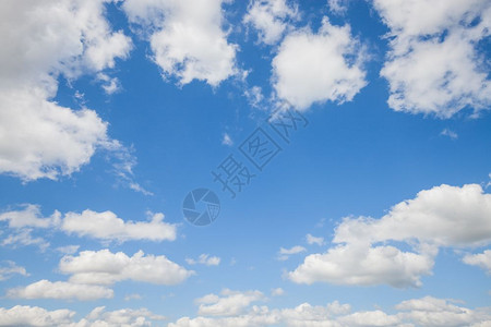 蓝色天空云抽象自然背景图片