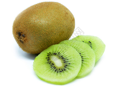 Kiwi水果白背景的qiwi切片绿色甜kiwi的切片基维健康食品图片
