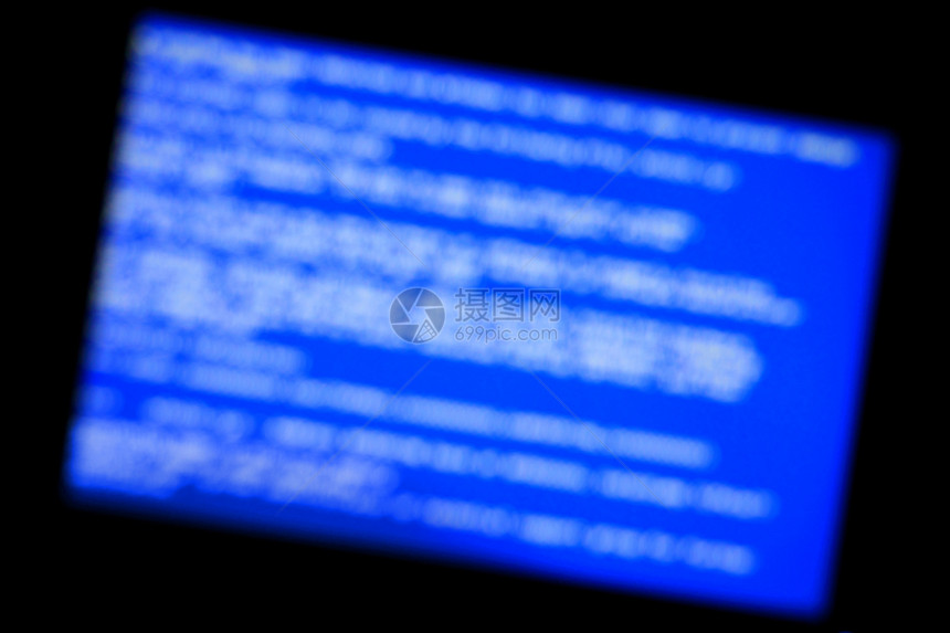 系统崩溃的蓝屏幕图片