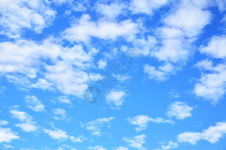 蓝天空有光云图片