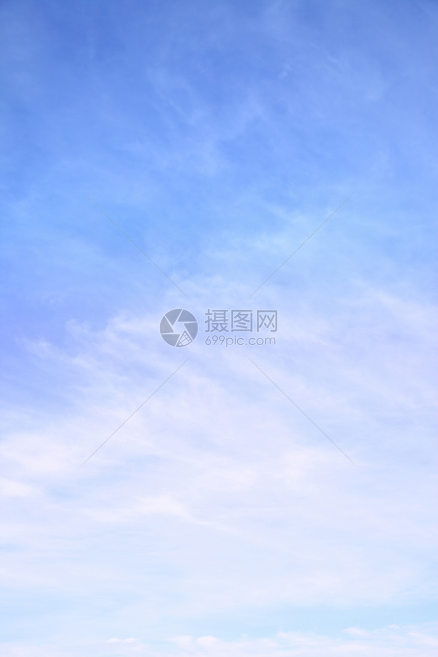浅蓝天空可用作背景图片