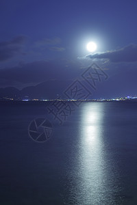 希腊克里特岛地中海和月球悬浮希腊克里特岛图片
