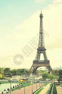 法国巴黎的艾菲尔铁塔图片