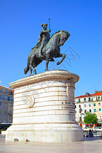 约翰一世国王在葡萄牙里斯本PracadaFigueira的马术雕像图片