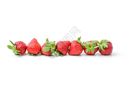 白色的鲜草莓图片