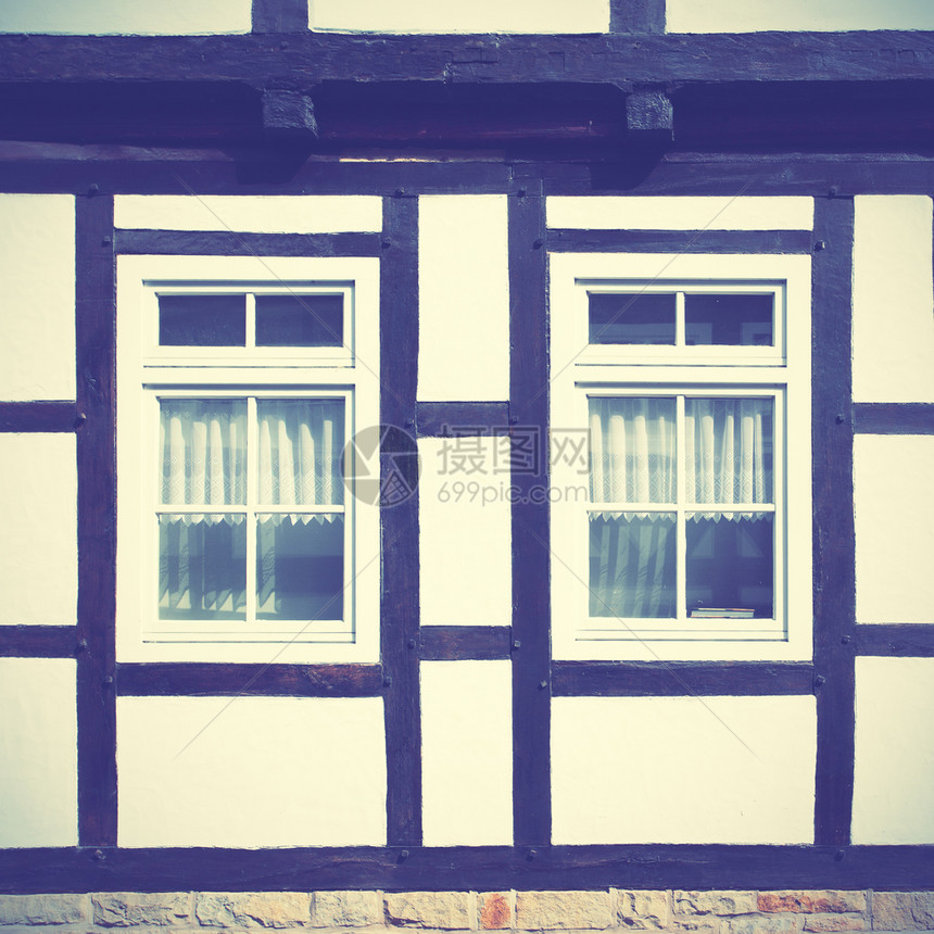 德国旧木材建筑窗图片