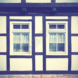 德国旧木材建筑窗图片