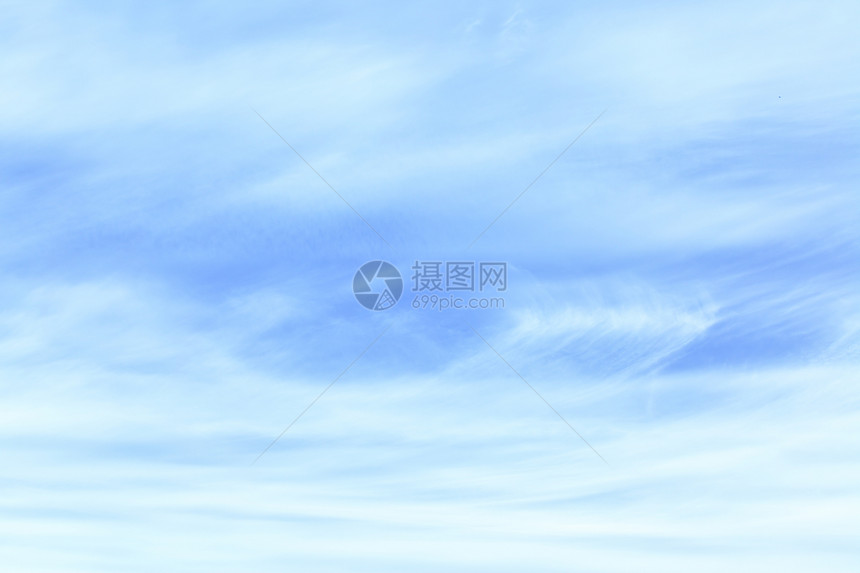 蓝光天空云团抽象背景图片