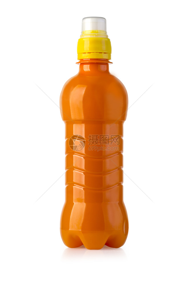 在白背景上隔离的橙色塑料水瓶有剪切路径图片
