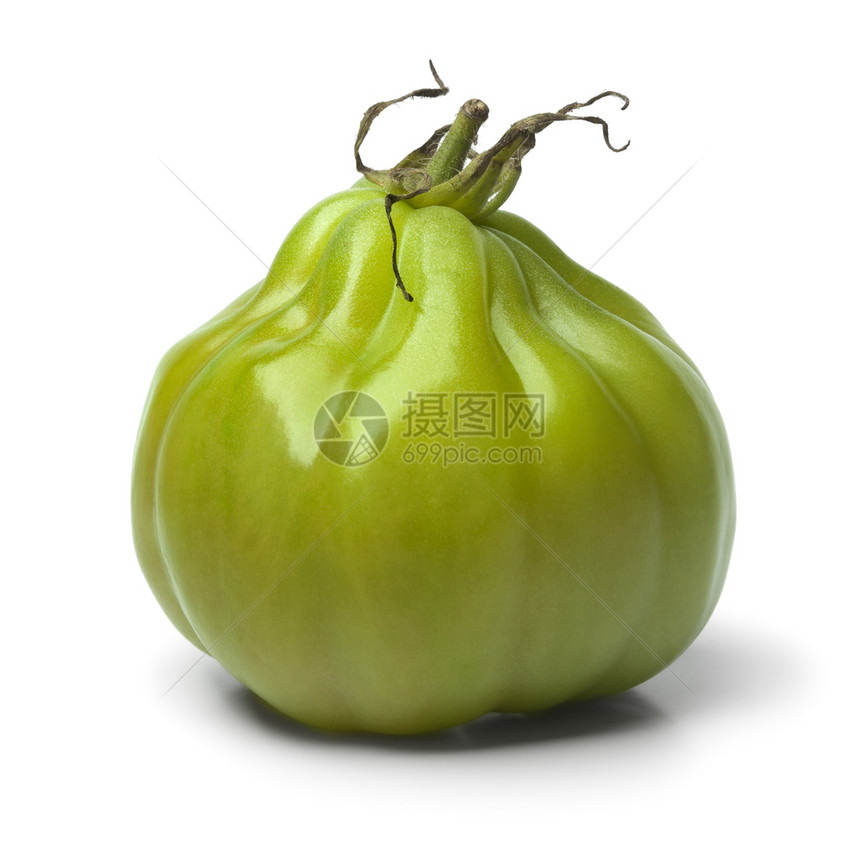 白色背景的单一绿番茄图片