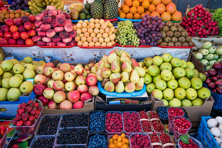 水果市场有各种丰富多彩的新鲜水果农民市场的水果图片
