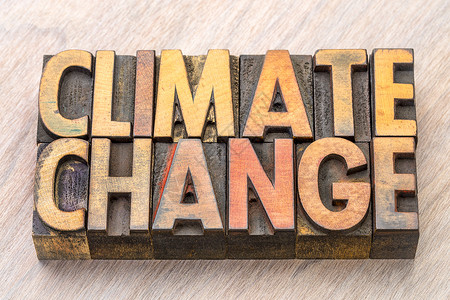 气候变化概念旧用木纸质印刷块中的文字图片