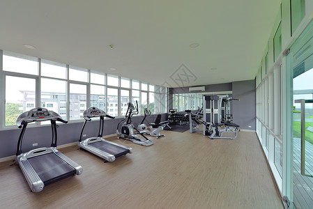 现代健身中心室内设计奢华健身房图片