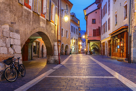 法国安纳西中世纪城市的高清图片