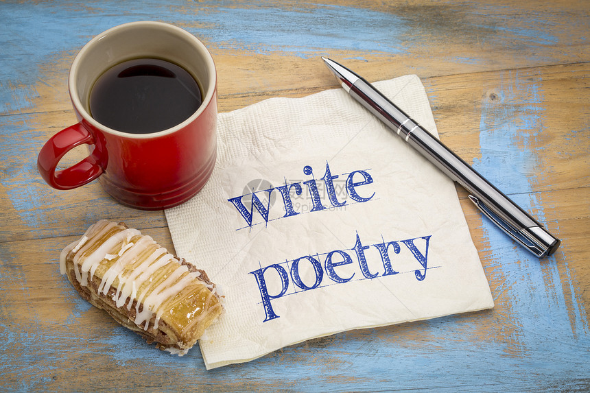 写诗在餐巾纸上写诗在餐巾纸上写鼓舞人心的文字加一杯咖啡图片