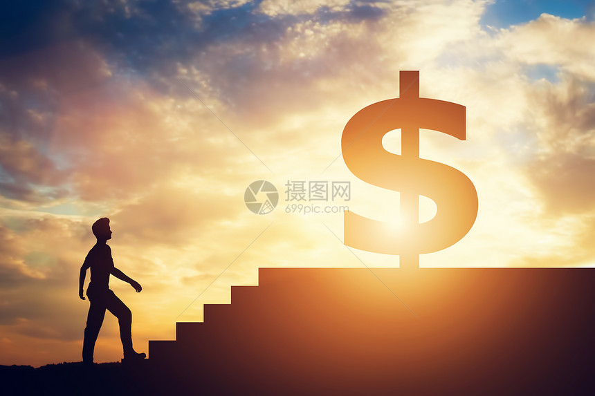 男人站在楼梯前上面有美元标志追求金钱融和经济愿望图片
