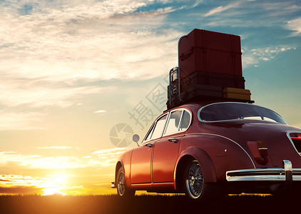 拔下日落时车顶架上有行李的红色车厢旅行假期概念3D图例日落时车顶架上有行李的红色车厢旅行假期概念背景