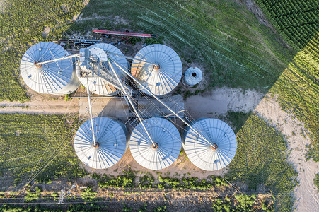 东科罗拉多州玉米谷梯台空中观察图片