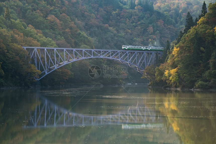 秋福岛第一桥首大观察点在日本福岛美图片