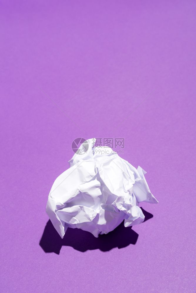 以活生的紫外线背景为根据的白纸简表张再循环概念紫外线背景白纸简表图片