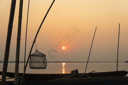 老在康江的日落如此美丽图片