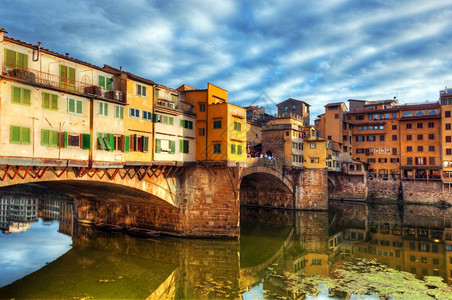 意大利佛罗伦萨的庞特韦奇奥桥意大利佛罗伦萨的阿诺河托斯卡纳阿诺河图片