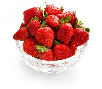 水晶碗中的草莓图片