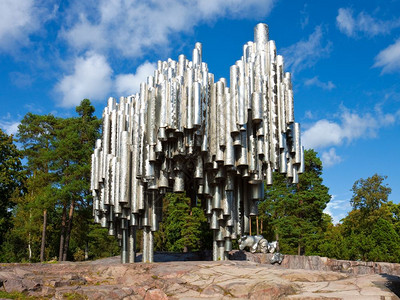 芬兰赫尔辛基Sibelius纪念碑夏季风景图片